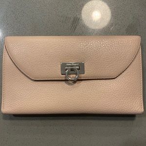 Salvatore Ferragamo Fanisa Wallet